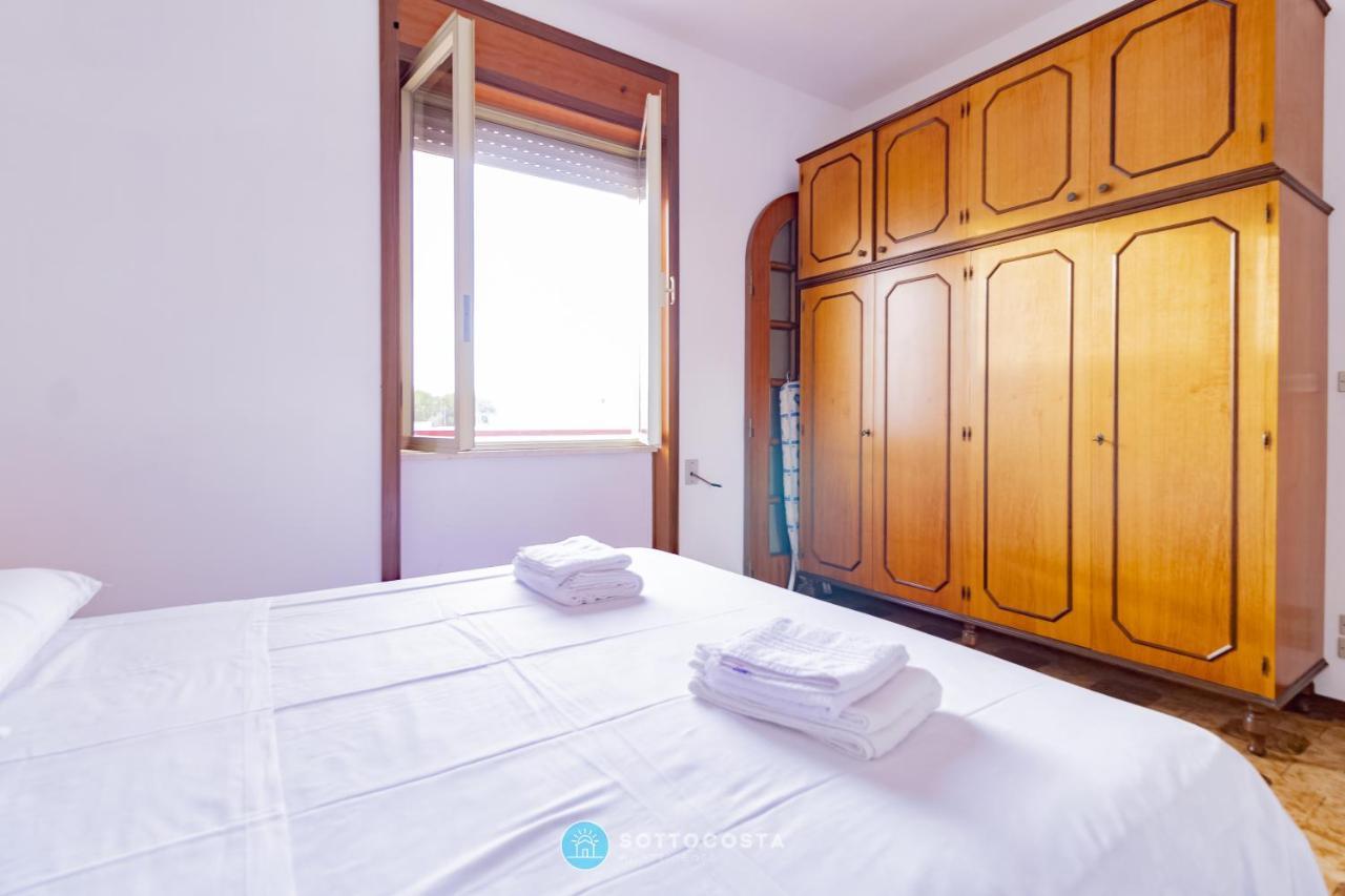 Moon & Sun Flat - Sant'Isidoro Apartment Sant Isidoro  Bagian luar foto