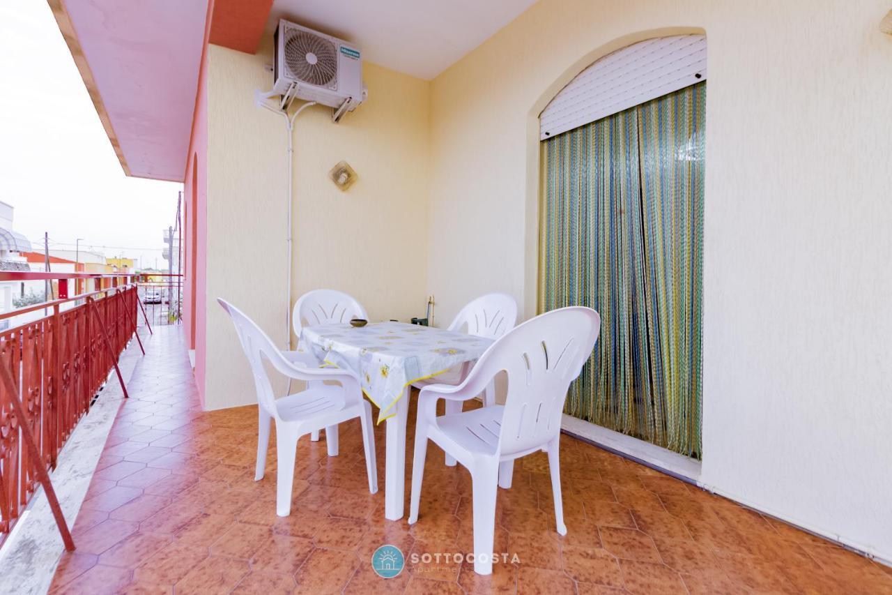 Moon & Sun Flat - Sant'Isidoro Apartment Sant Isidoro  Bagian luar foto