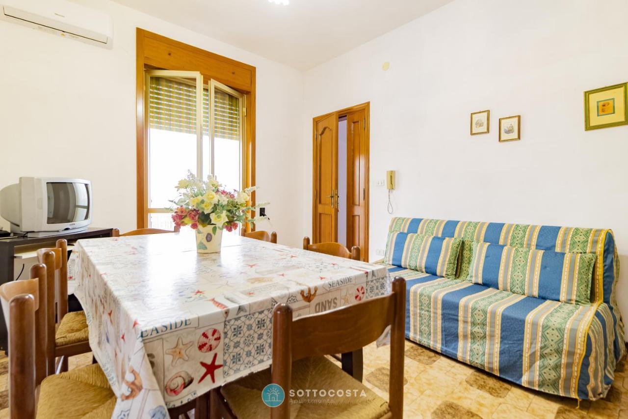 Moon & Sun Flat - Sant'Isidoro Apartment Sant Isidoro  Bagian luar foto