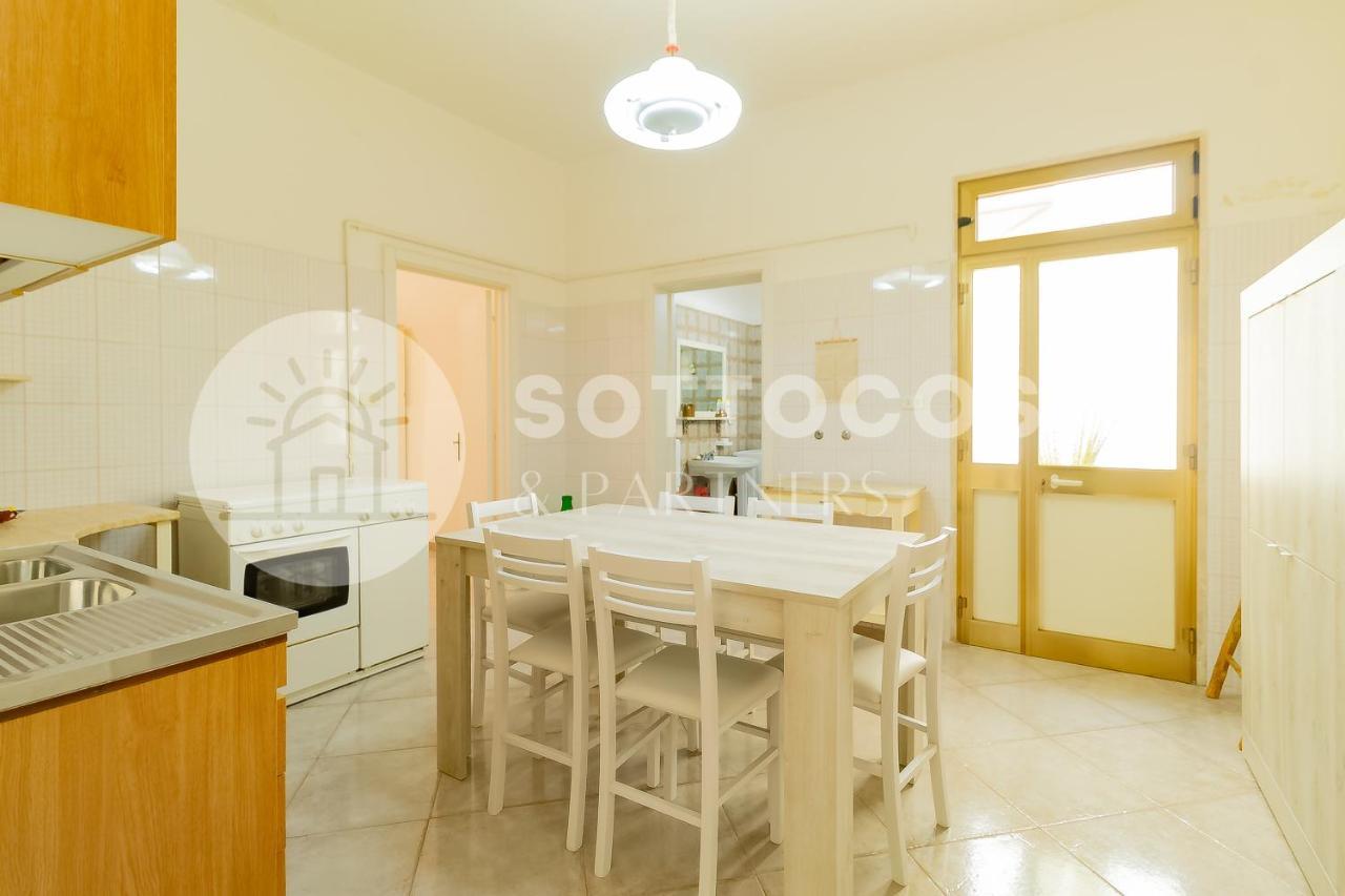 Moon & Sun Flat - Sant'Isidoro Apartment Sant Isidoro  Bagian luar foto